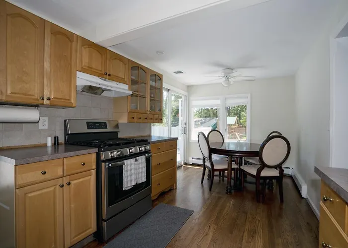 Hamptons Vacation Inn
